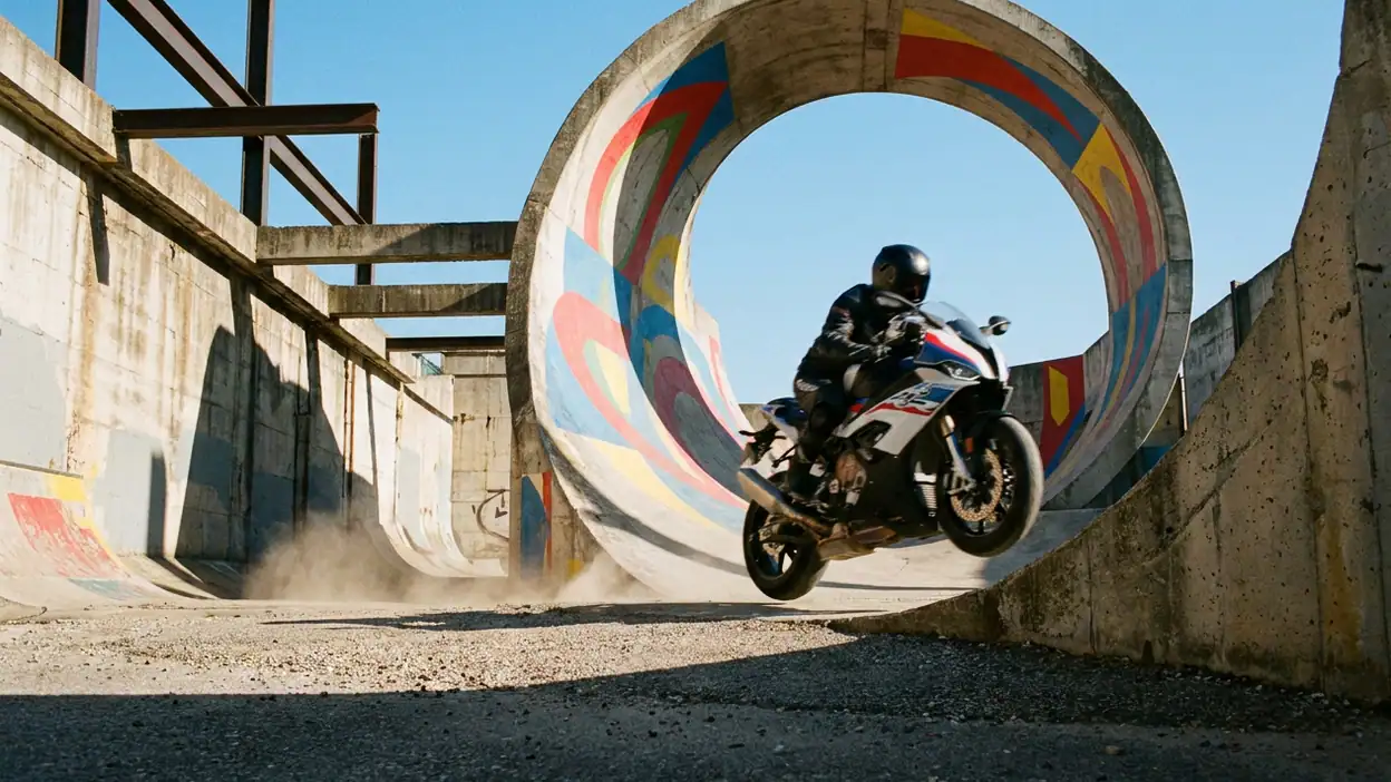 Waarom Moto X3M Bike Race Game Je Blijft Uitdagen header