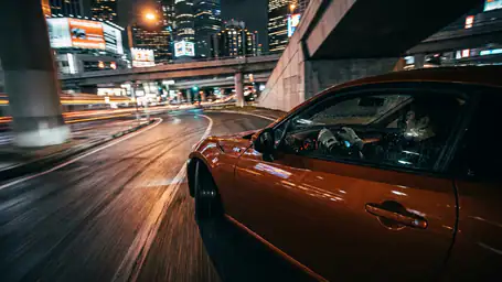 Por Que Extreme Car Driving Simulator é Irresistível para Fãs de Corrida header