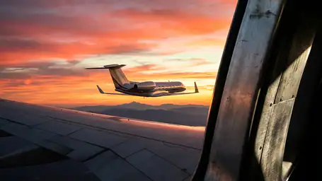 Flight Pilot: Jogo de Avião 3D - A Revolução dos RPGs Móveis header